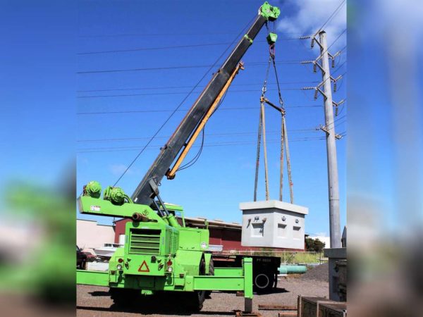 Crane 1090 18ton 1333×1000 -5